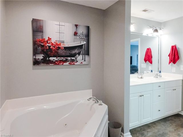 107 Plantation Place Lane, Mount Airy, NC 27030