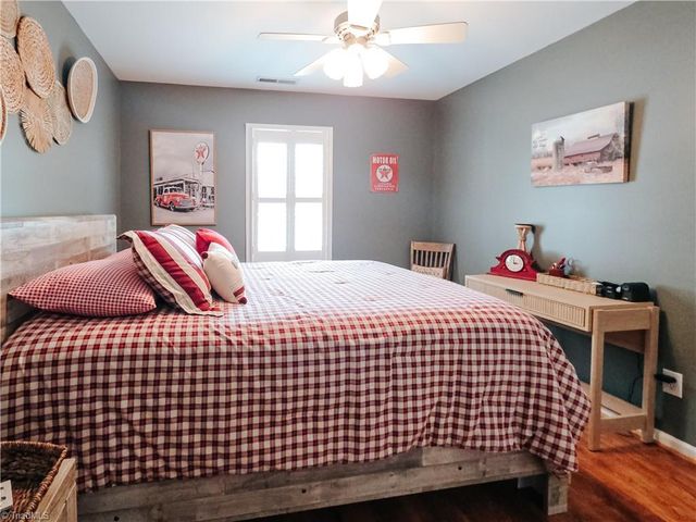 107 Plantation Place Lane, Mount Airy, NC 27030