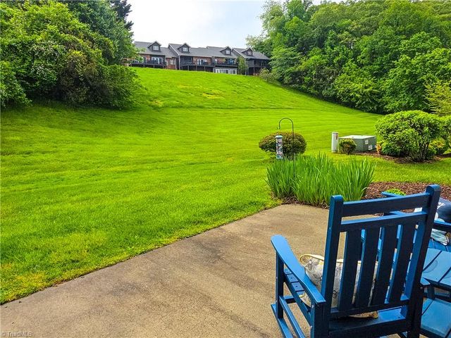107 Plantation Place Lane, Mount Airy, NC 27030