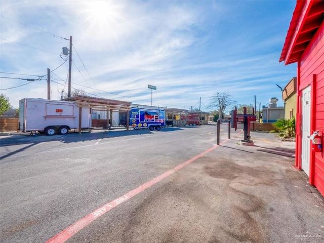 1037 W Duranta Avenue, Alamo, TX 78516