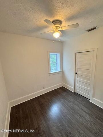 1153 WALNUT Street 4, Jacksonville, FL 32206