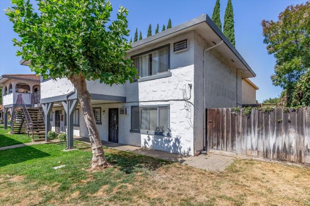 1271 Juniper Drive 7, Gilroy, CA 95020