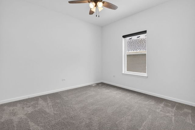 20929 Lakewoods Lane, Shorewood, IL 60404