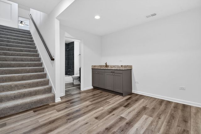 20929 Lakewoods Lane, Shorewood, IL 60404