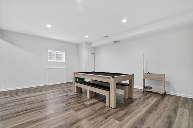 20929 Lakewoods Lane, Shorewood, IL 60404