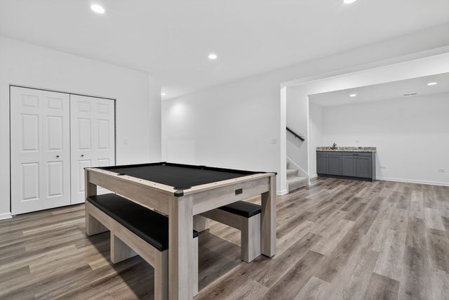 20929 Lakewoods Lane, Shorewood, IL 60404