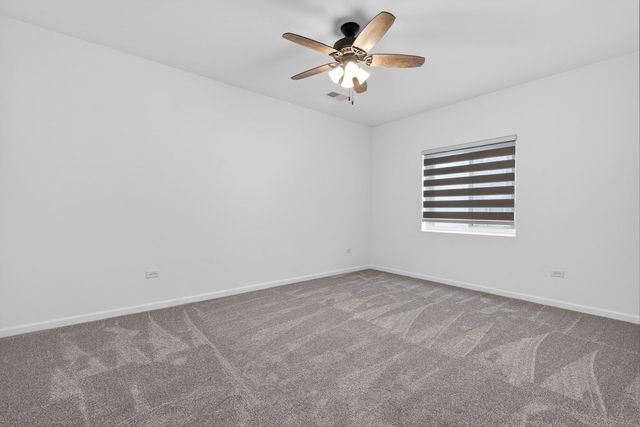 20929 Lakewoods Lane, Shorewood, IL 60404