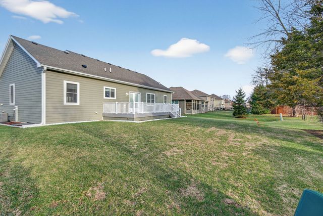 20929 Lakewoods Lane, Shorewood, IL 60404