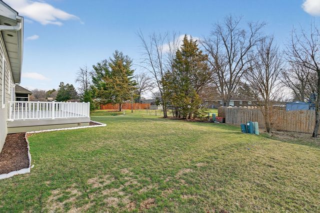 20929 Lakewoods Lane, Shorewood, IL 60404