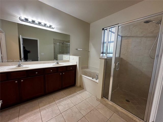 4626 Monarch Way 0, Coconut Creek, FL 33073