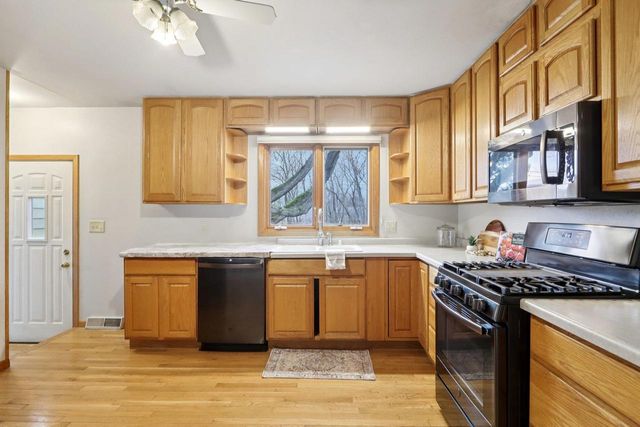 1306 Acewood Boulevard, Madison, WI 53716