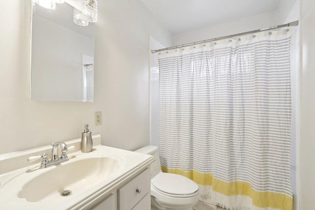 1306 Acewood Boulevard, Madison, WI 53716