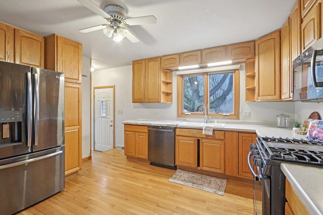 1306 Acewood Boulevard, Madison, WI 53716