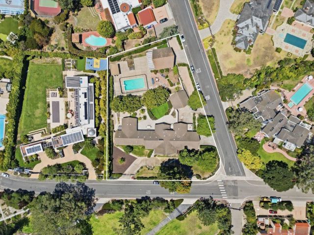 9603 La Jolla Farms, La Jolla, CA 92037