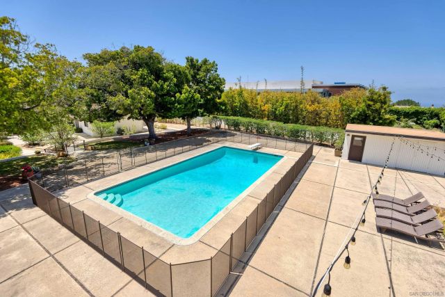 9603 La Jolla Farms, La Jolla, CA 92037
