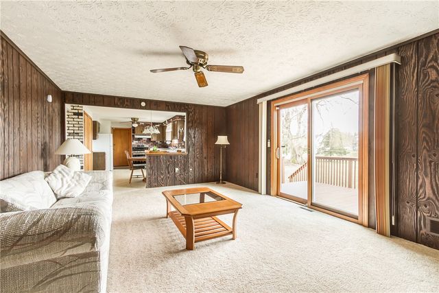 278 Rockway Drive, Greece, NY 14612