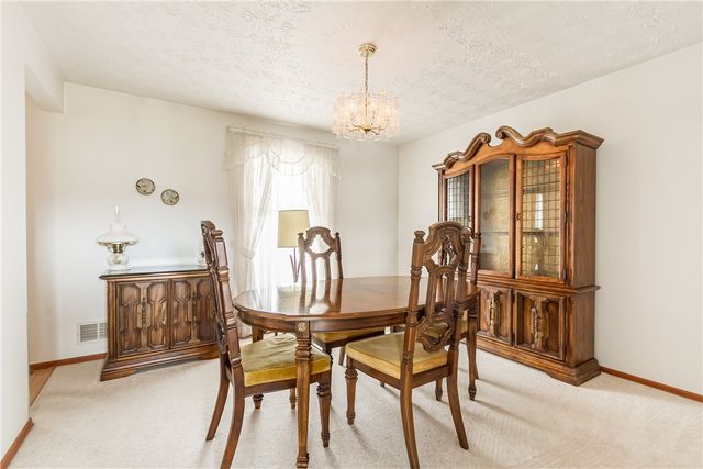 278 Rockway Drive, Greece, NY 14612