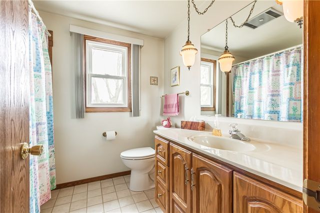 278 Rockway Drive, Greece, NY 14612