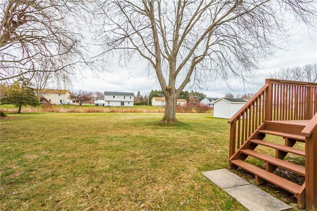 278 Rockway Drive, Greece, NY 14612