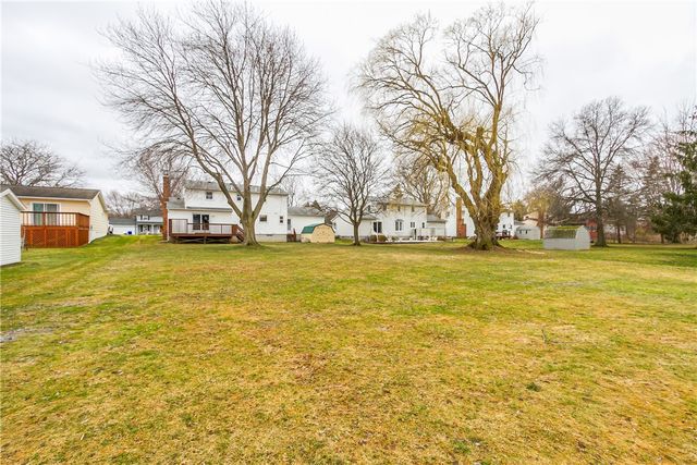 278 Rockway Drive, Greece, NY 14612