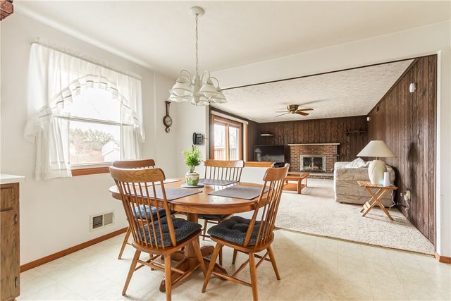 278 Rockway Drive, Greece, NY 14612