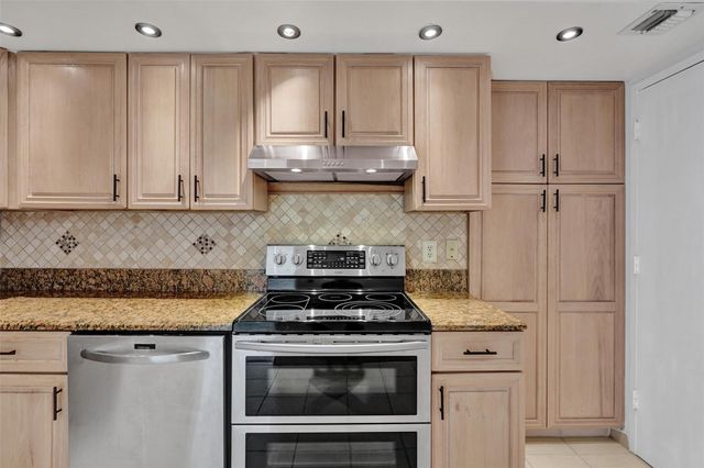 405 N Ocean Boulevard 1606, Pompano Beach, FL 33062
