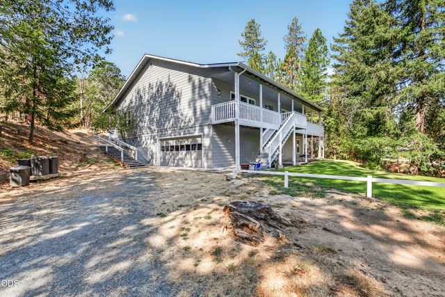 6477 Donaldson Road, Grants Pass, OR 97526