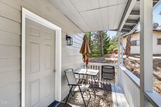 6477 Donaldson Road, Grants Pass, OR 97526