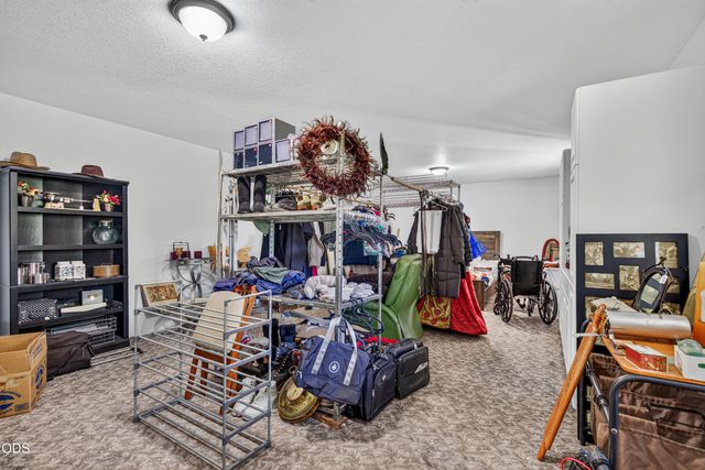 6477 Donaldson Road, Grants Pass, OR 97526