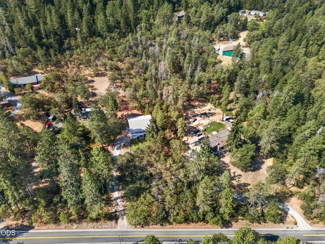 6477 Donaldson Road, Grants Pass, OR 97526