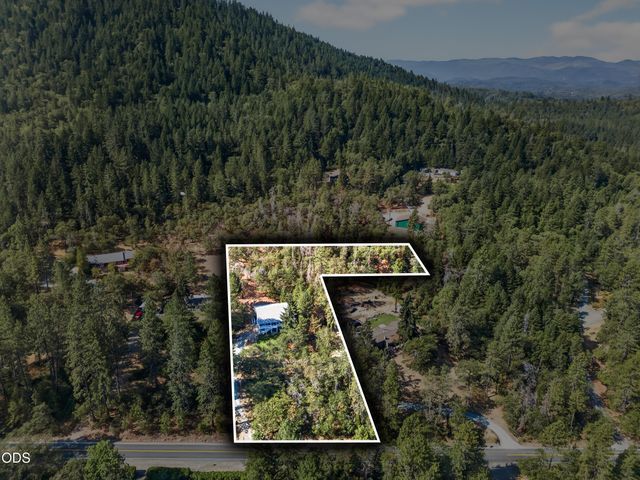 6477 Donaldson Road, Grants Pass, OR 97526