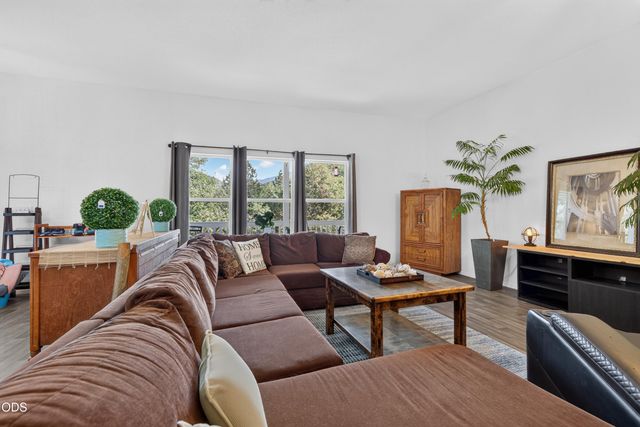 6477 Donaldson Road, Grants Pass, OR 97526