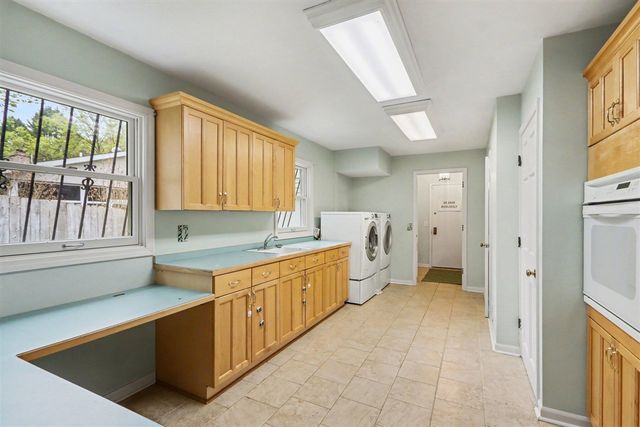 4319 Bronson Boulevard, Kalamazoo, MI 49008