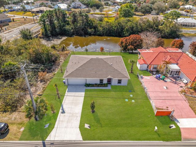 1390 Schumann Drive, Sebastian, FL 32958