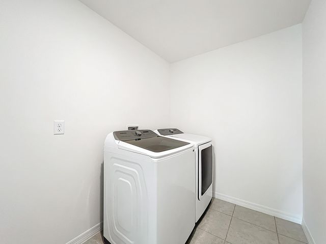 1390 Schumann Drive, Sebastian, FL 32958