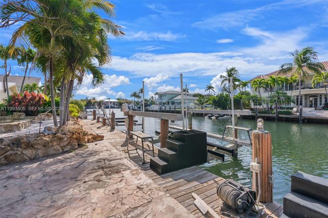 2858 NE 33rd St, Lighthouse Point, FL 33064