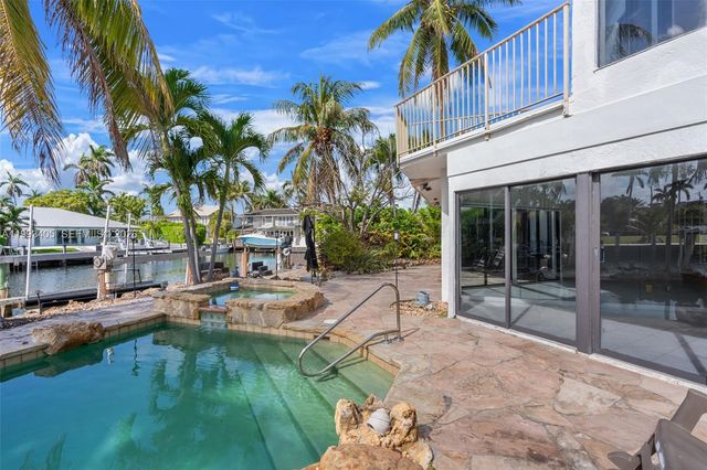 2858 NE 33rd St, Lighthouse Point, FL 33064