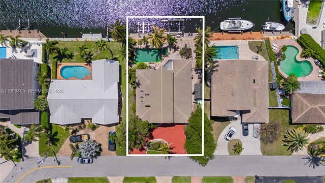 2858 NE 33rd St, Lighthouse Point, FL 33064