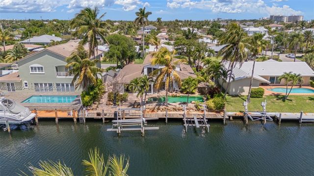 2858 NE 33rd St, Lighthouse Point, FL 33064