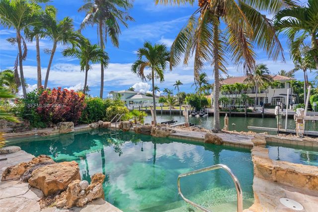2858 NE 33rd St, Lighthouse Point, FL 33064