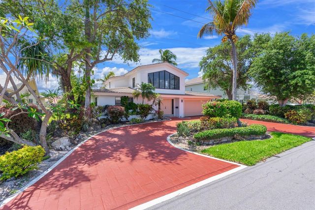 2858 NE 33rd St, Lighthouse Point, FL 33064