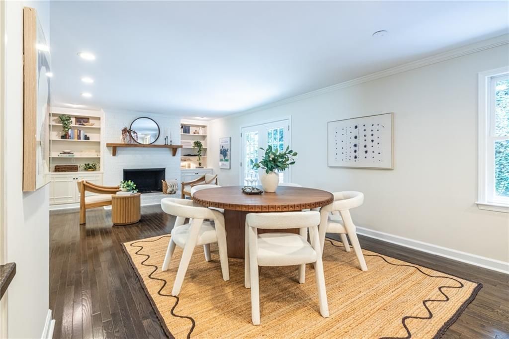 Image 10 of property listing at 2483 Greenglade Road NE, Atlanta, GA 30345