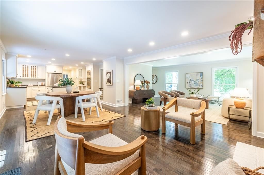 Image 11 of property listing at 2483 Greenglade Road NE, Atlanta, GA 30345