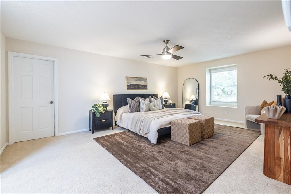 Image 19 of property listing at 2483 Greenglade Road NE, Atlanta, GA 30345