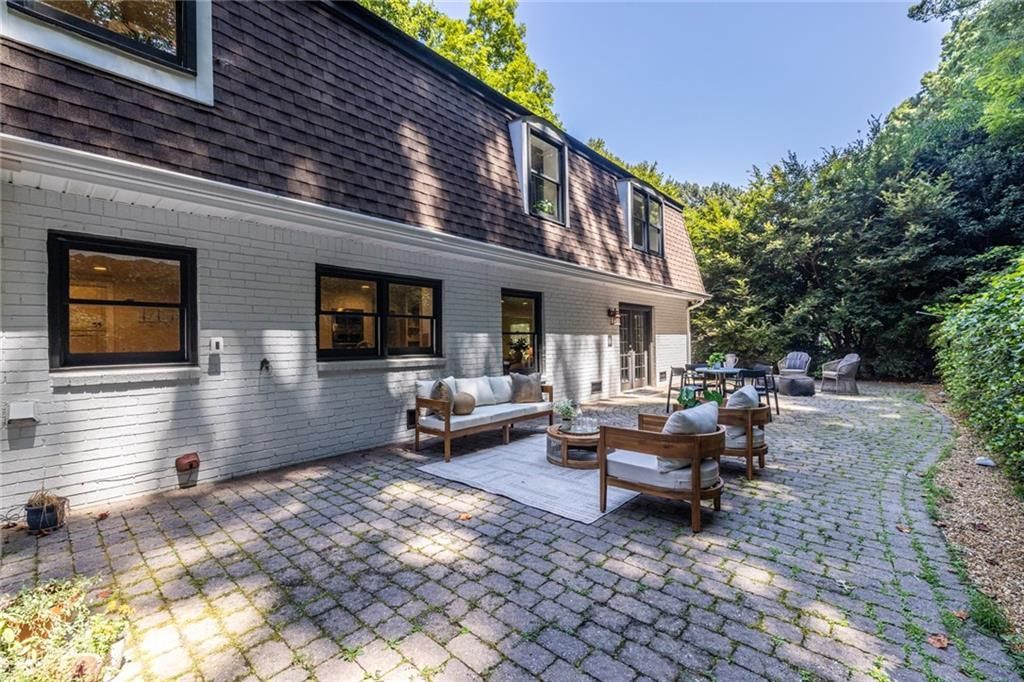 Image 39 of property listing at 2483 Greenglade Road NE, Atlanta, GA 30345