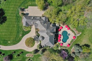 96 S Wynstone Drive, North Barrington, IL 60010