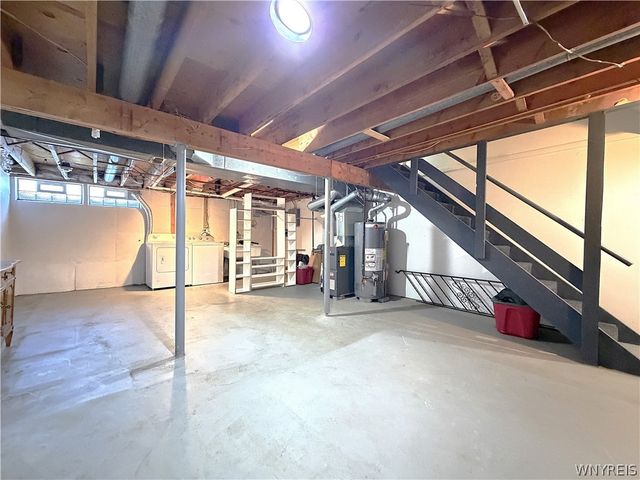 221 Greenmeadow Drive, West Seneca, NY 14224