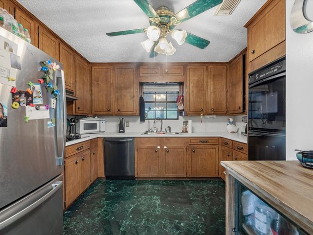 4101 Avenue O, Santa Fe, TX 77510