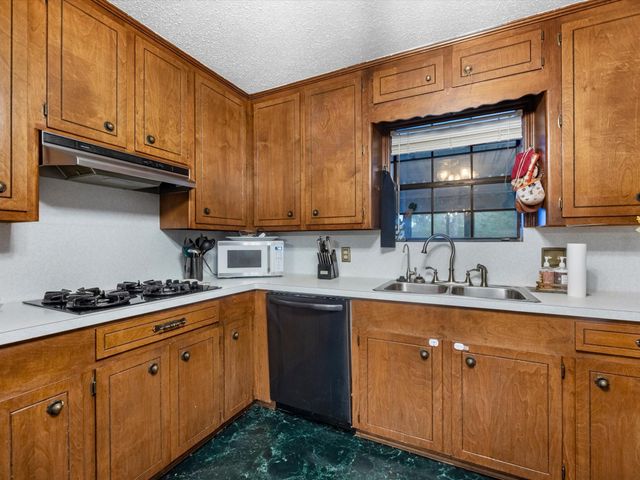 4101 Avenue O, Santa Fe, TX 77510