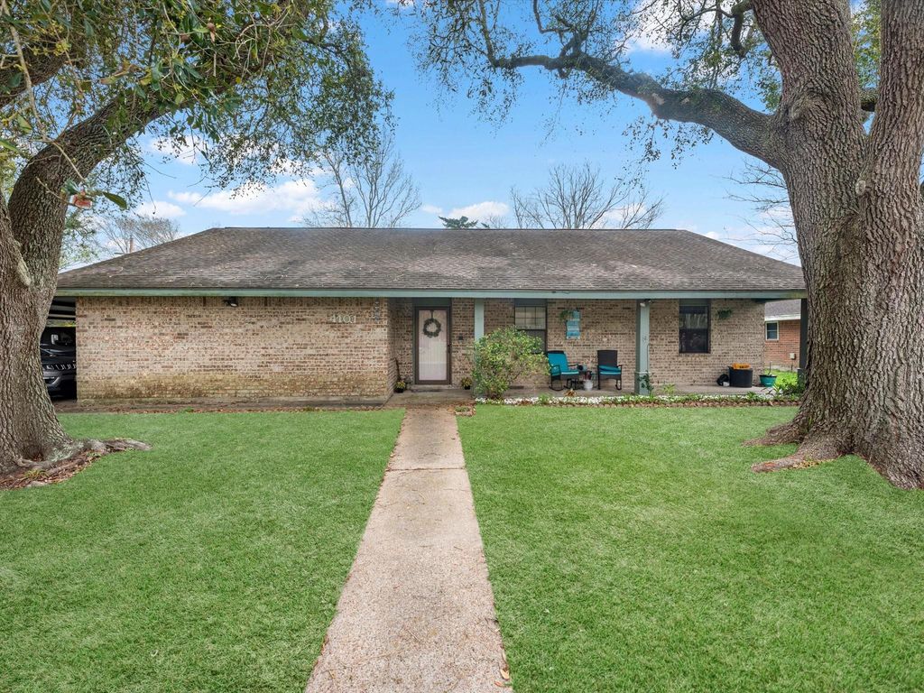 4101 Avenue O, Santa Fe, TX 77510